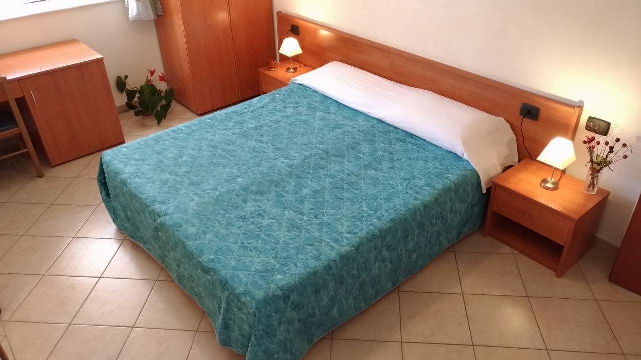 Bed And Breakfast La Mansarda Agrigento Exterior photo