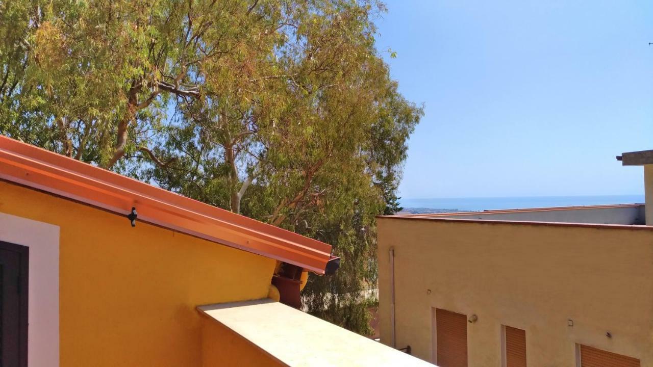 Bed And Breakfast La Mansarda Agrigento Exterior photo